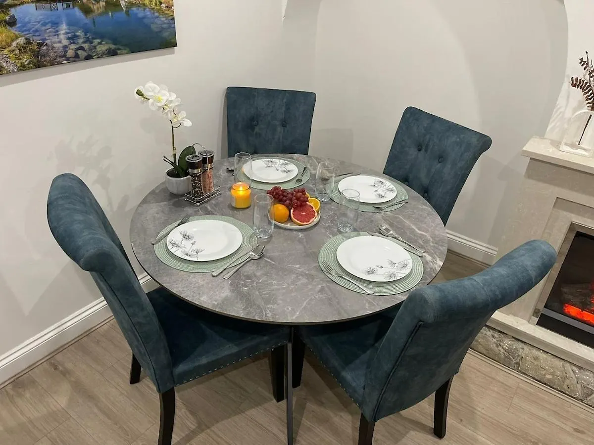 Peaceful 3 Bedrooms House To Rent In East London Dagenham