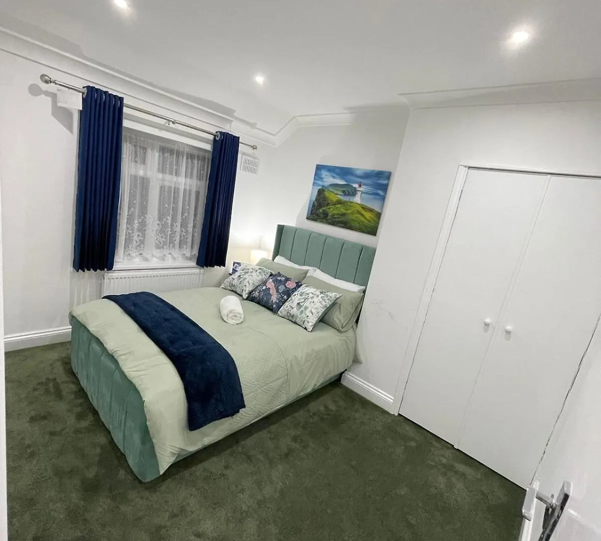 Holiday home Peaceful 3 Bedrooms House To Rent In East London Dagenham United Kingdom