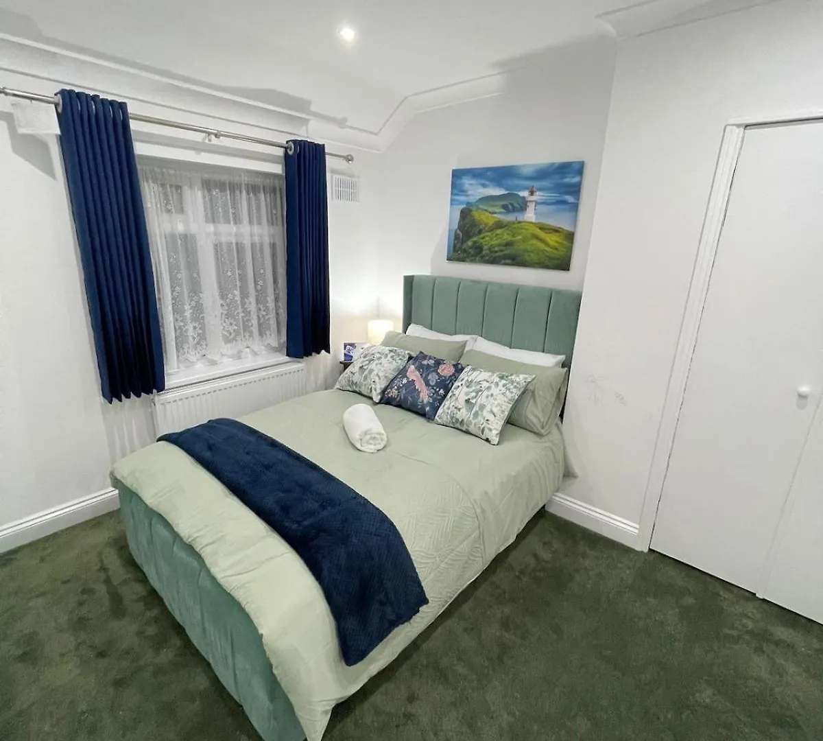 Peaceful 3 Bedrooms House To Rent In East London Dagenham United Kingdom